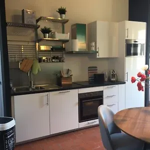 https://atypique-et-trs-confortable.fr-provencehotel.com
